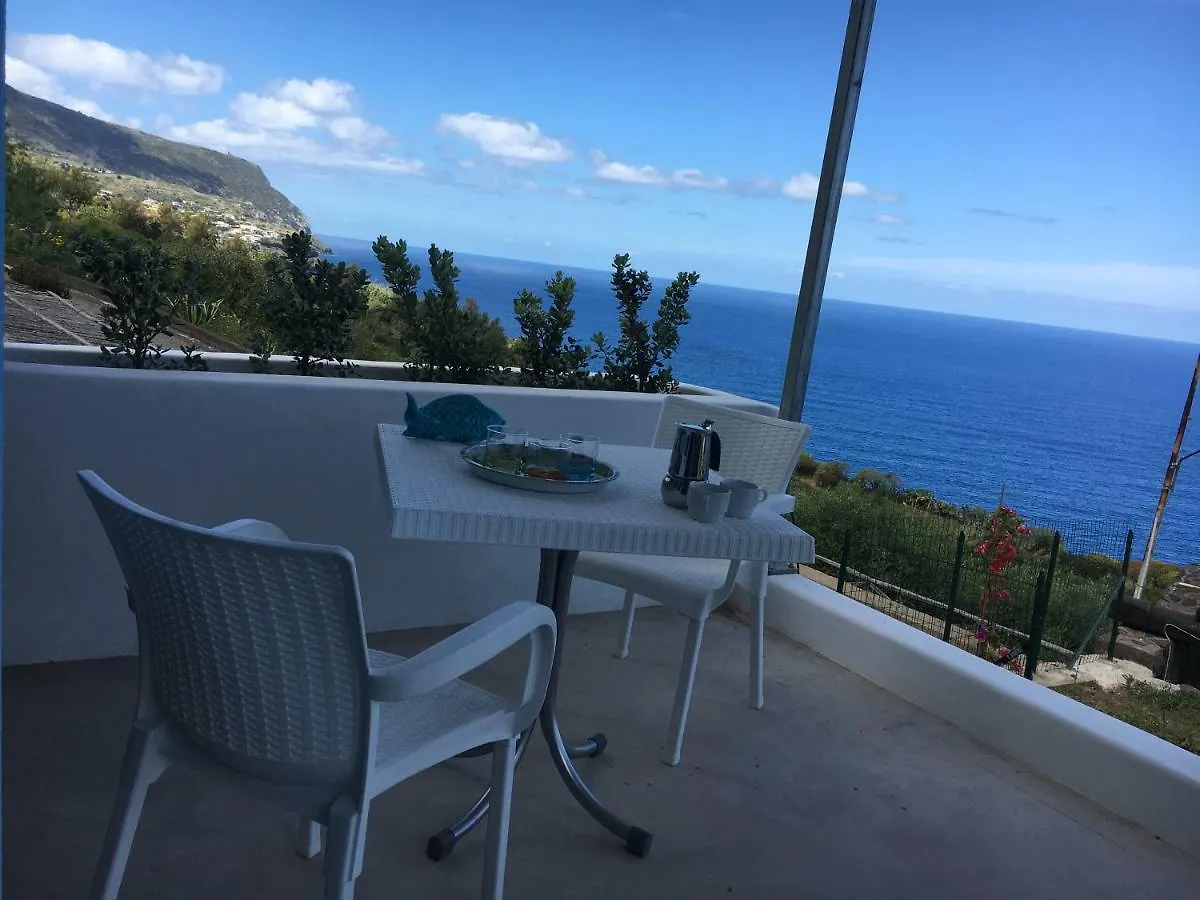 La Casetta Dei Re Malfa  Semesterbostad Malfa (Salina)